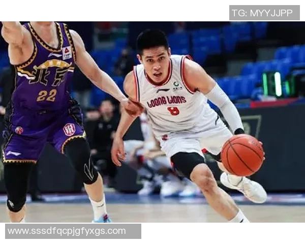 台湾足球球星的崛起与挑战：从草根到国际赛场的奋斗历程